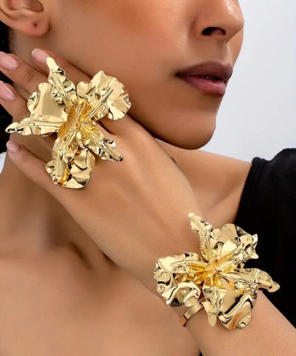 Bangle and ring set